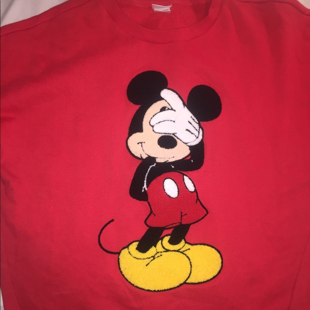 Disney red, Mickey Mouse sweat shirt